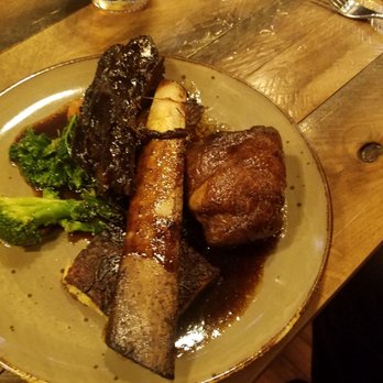 The Albion Rooms - 72 hour short ribs with Yorkshire Pudding - Gastropubs Near Me - Ottawa, Ontario The Albion Rooms - 72 hour short ribs with Yorkshire Pudding - Gastropubs Near Me - Ottawa, Ontario