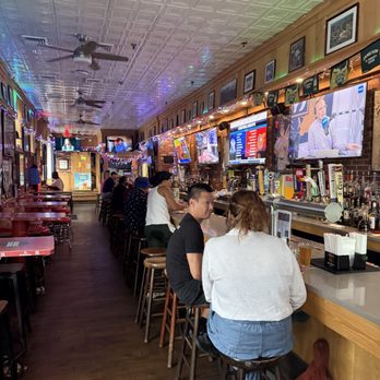 Yankee Tavern - Sports Bars Near Me - Bronx, New York Yankee Tavern - Sports Bars Near Me - Bronx, New York