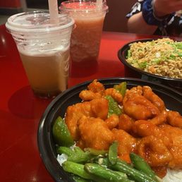 Sour + sweet chicken; green tea w/ bobba; slush strawberry