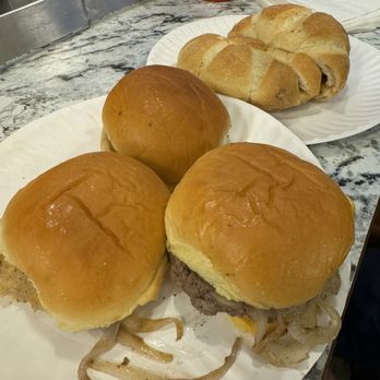 White Manna - Cheeseburger and Steak & Cheese (top right) - Burgers Near Me - Hackensack, New Jersey White Manna - Cheeseburger and Steak & Cheese (top right) - Burgers Near Me - Hackensack, New Jersey