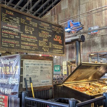Hard Eight BBQ - Barbeque Near Me - The Colony, Texas
