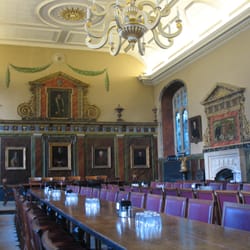 Trinity College - Trinity College, Oxford - dining room, Harry's hiding under the far table