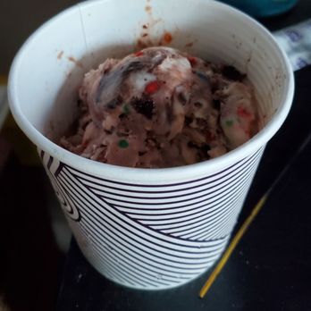 Insomnia Cookies - Desserts Near Me - Dallas, Texas Insomnia Cookies - Desserts Near Me - Dallas, Texas