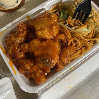 Pots n' Woks - Orange chicken, chow mein and fried rice - Chinese Near Me - Whittier, California Pots n' Woks - Orange chicken, chow mein and fried rice - Chinese Near Me - Whittier, California