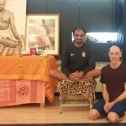 Ashtanga Yoga Queens - Sharath NYC 2016
