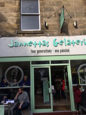 Jannettas Gelateria by null