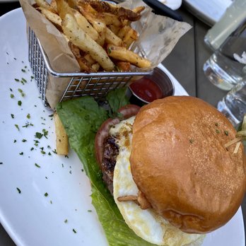 Avenue Restobar - Avenue Burger - Breakfast & Brunch Near Me - Astoria, New York
