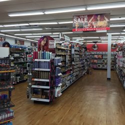 Sally Beauty - Interior aisles