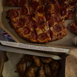 Brooklyn style pizza cut into squares? bro wHY