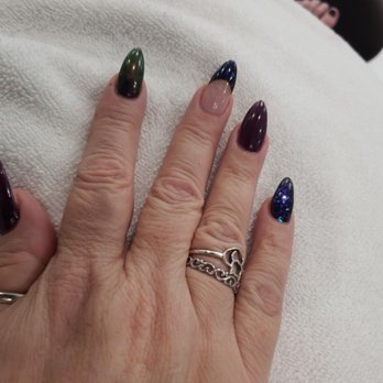 Nails 4 U & Spa - Nail Salons Near Me - Fullerton, California