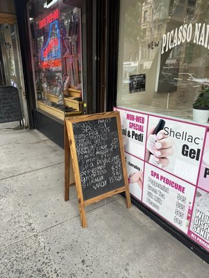 Picasso Nail by null