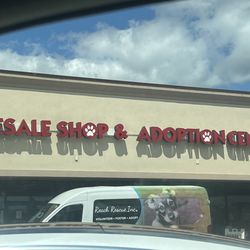 Reach Rescue - Cute resale shop for a cause