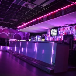 Brooklyn Music Club & Cocktail Bar - Brooklyn Dance Stage