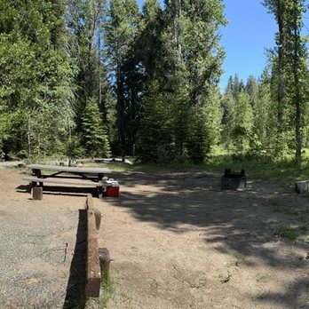 Summerdale Campground - Campsite 22 - Campgrounds Near Me - Fish Camp, California Summerdale Campground - Campsite 22 - Campgrounds Near Me - Fish Camp, California
