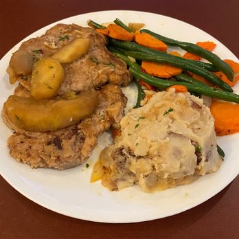 Strap Tank Brewery - Pork chops with apple and beer chutney served with mashed potatoes and green beans and carrots. - New American Near Me - Lehi, Utah Strap Tank Brewery - Pork chops with apple and beer chutney served with mashed potatoes and green beans and carrots. - New American Near Me - Lehi, Utah