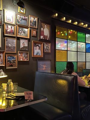 Settle Down Tavern by null