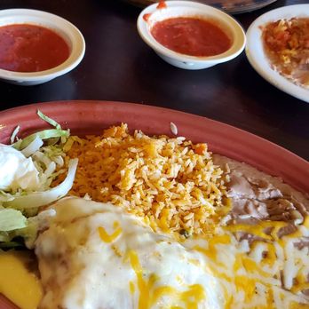 Sombreros - Seafood enchilada and sizzling burrito - Mexican Near Me - Alexandria, Louisiana Sombreros - Seafood enchilada and sizzling burrito - Mexican Near Me - Alexandria, Louisiana