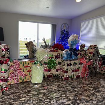 On The Roll Wrapping - Gift Shops Near Me On The Roll Wrapping - Gift Shops Near Me