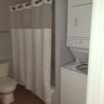 Tidewater Condominium Sales - One of the full bathrooms - Condominiums Near Me - P C Beach, Florida Tidewater Condominium Sales - One of the full bathrooms - Condominiums Near Me - P C Beach, Florida