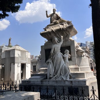 Cementerio de la Recoleta - Landmarks & Historical Buildings Near Me - Buenos Aires, C