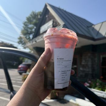 Grafik Coffee - Cafes Near Me - Portsmouth, Rhode Island