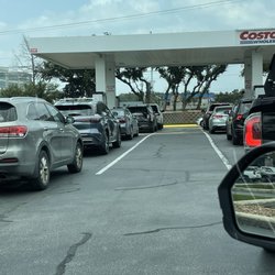 Costco Gas Station - Long line for a Thursday at 2pm.
