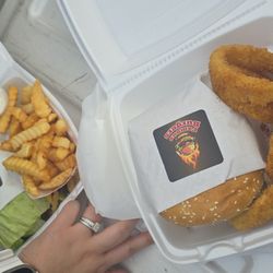 Famous Burgers