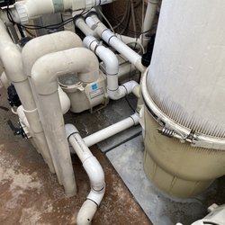 Backyard Pool & Spa Repair - Pool filter