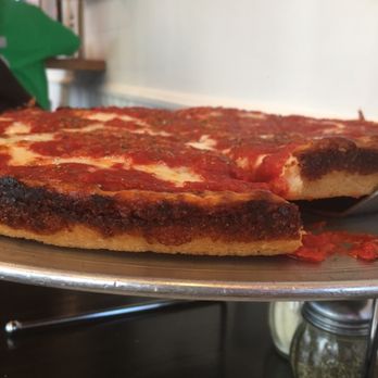 Lefty's Pizza Kitchen - Pizza Near Me - Wilmette, Illinois