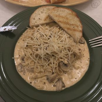 Boccellis Ristorante - Pollo Piccanti - Italian Near Me - Gresham, Oregon