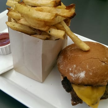 Burger Lounge - Burgers Near Me - Irvine, California