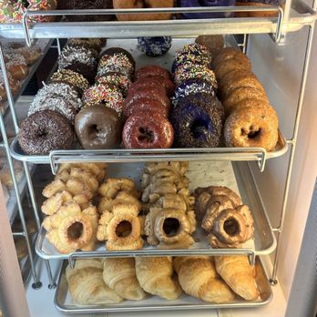 The Jelly Donut - Donuts Near Me - San Jose, California The Jelly Donut - Donuts Near Me - San Jose, California