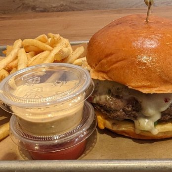 Big Buns - Hot and hefe - Burgers Near Me - Reston, Virginia