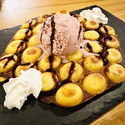 Five Spice Kitchen - Bubble Waffle with ice cream dessert