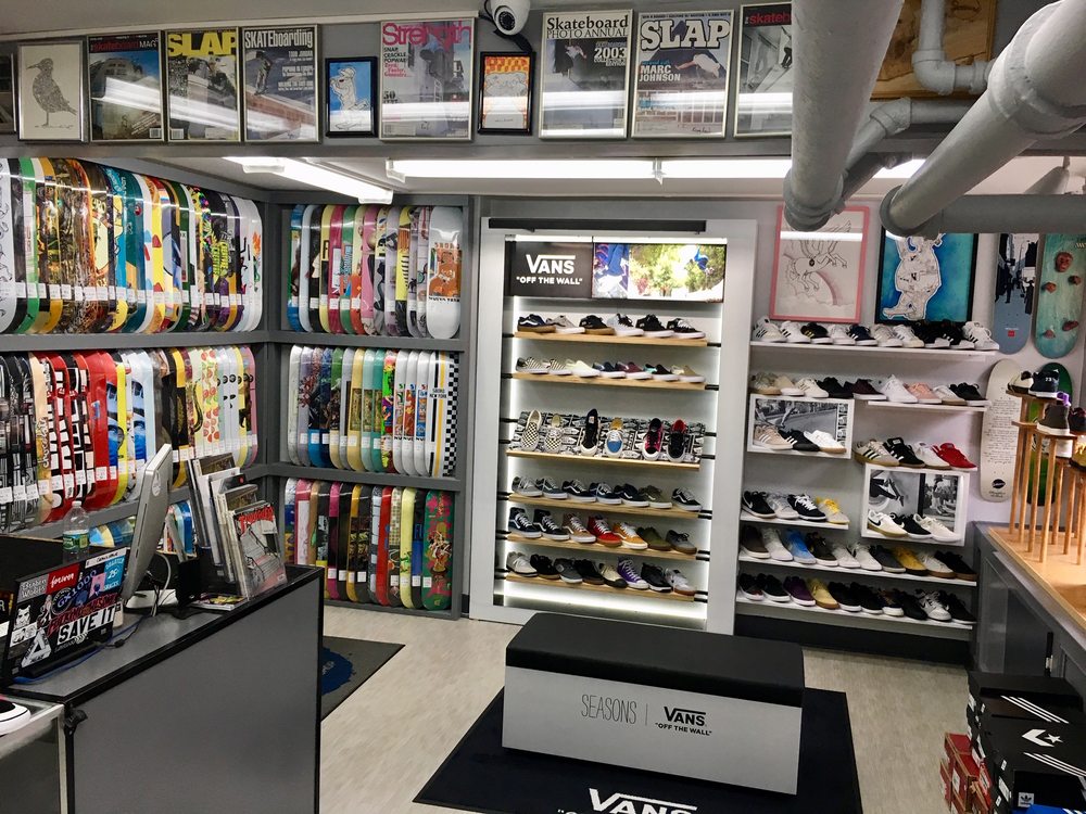 SEASONS SKATE SHOP Updated August 2024 11 Reviews 211 Lark St