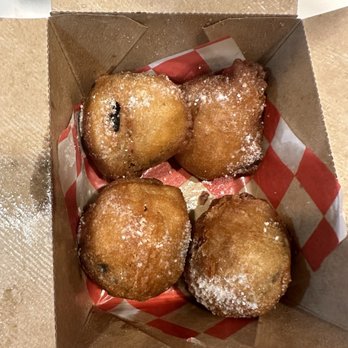 Underdog Hot Chicken - Fried Oreos - Chicken Wings Near Me - Boston, Massachusetts Underdog Hot Chicken - Fried Oreos - Chicken Wings Near Me - Boston, Massachusetts