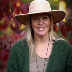 Auburn Naturopathic Medicine - Dr. Heidi Hook ND
