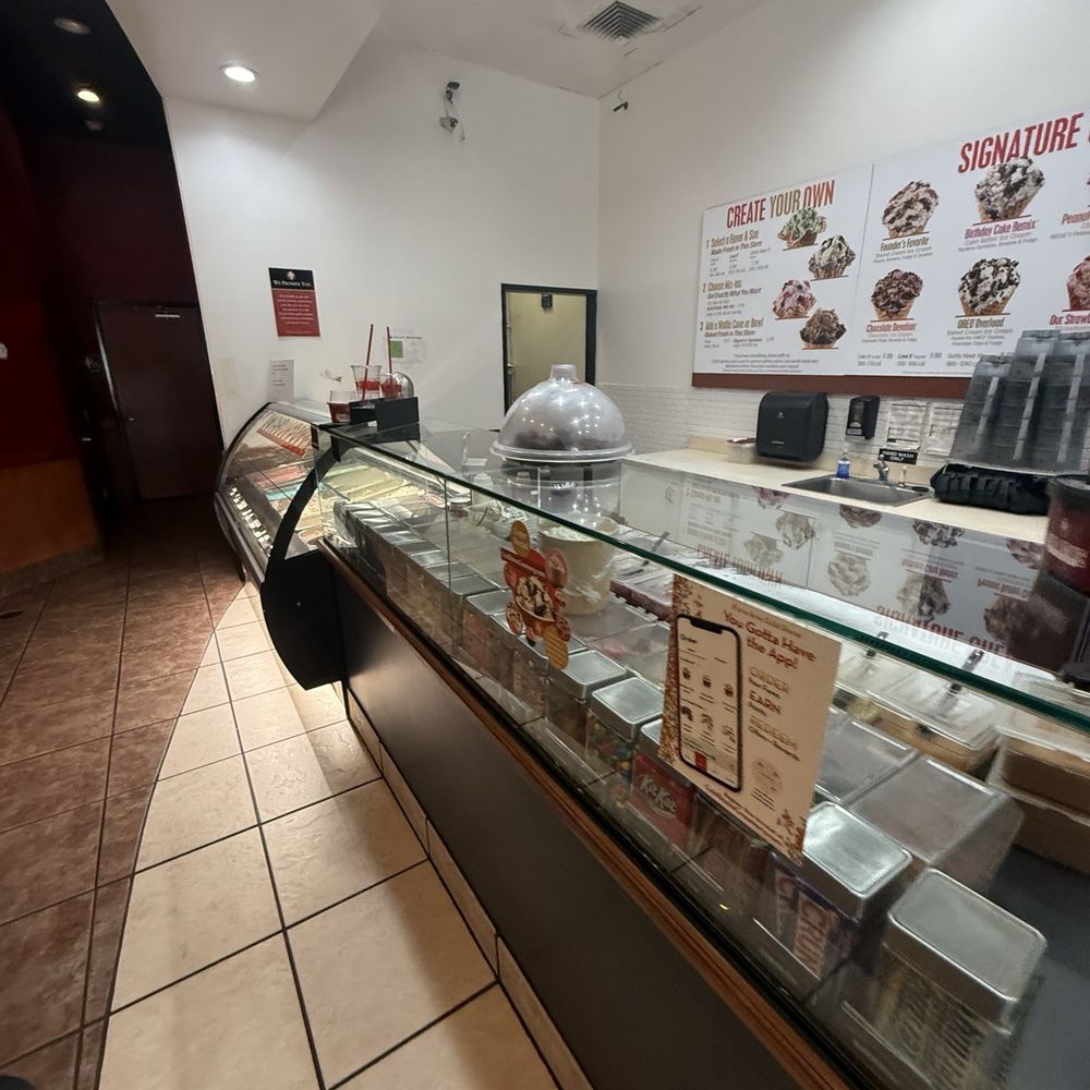Cold Stone Creamery - Counter - Ice Cream & Frozen Yogurt Near Me - Lexington, Kentucky Cold Stone Creamery - Counter - Ice Cream & Frozen Yogurt Near Me - Lexington, Kentucky