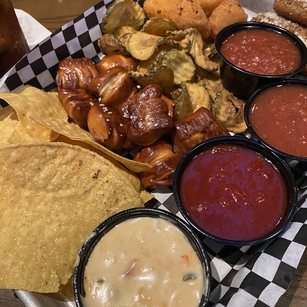 Hickory Tavern - Sampler - Sports Bars Near Me - North Myrtle Beach, South Carolina
