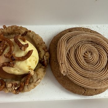Crumbl - Trainer's Station - Bakeries Near Me - Quakertown, Pennsylvania