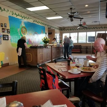 Circle Grill - Checkout and Logo - American Near Me - Dallas, Texas