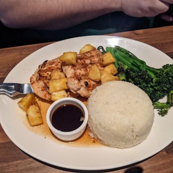Yard House - Maui Pineapple Chicken - Bars Near Me - Glendale, Arizona Yard House - Maui Pineapple Chicken - Bars Near Me - Glendale, Arizona