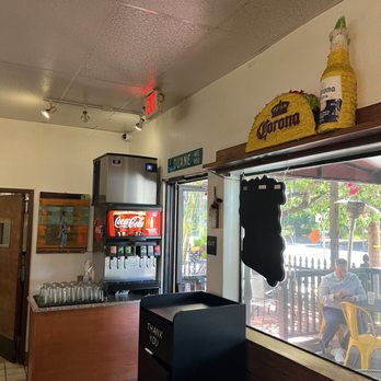 Speedy's Tacos - 7/16/24 Self service fountain drinks - Mexican Near Me - Sunnyvale, California Speedy's Tacos - 7/16/24 Self service fountain drinks - Mexican Near Me - Sunnyvale, California