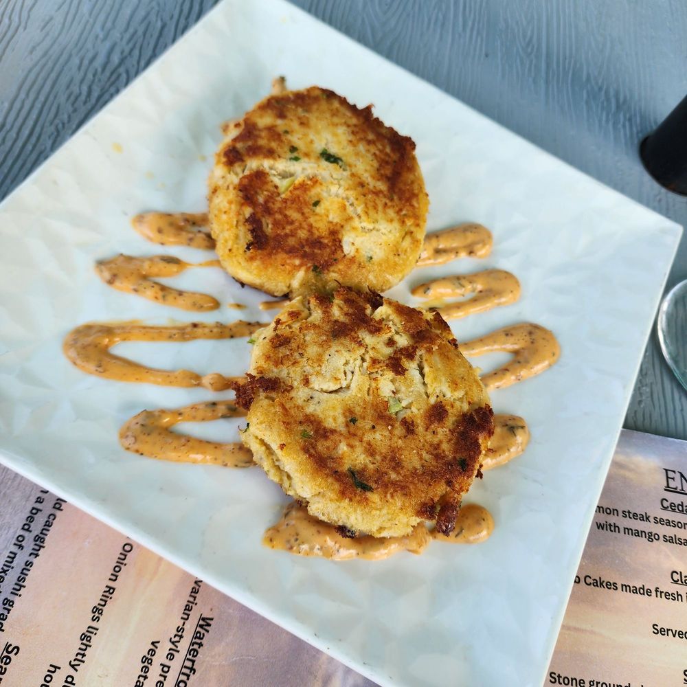 Lake Eustis Waterfront Grille - Crab cakes - Seafood Near Me - Eustis, Florida Lake Eustis Waterfront Grille - Crab cakes - Seafood Near Me - Eustis, Florida