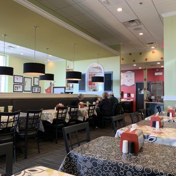 Chicken Salad Chick - Nice decor with good music - Southern Near Me - Katy, Texas