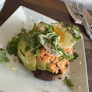 Heartwood Eatery - smoked salmon loaded toast - Salad Near Me - Nevada City, California Heartwood Eatery - smoked salmon loaded toast - Salad Near Me - Nevada City, California
