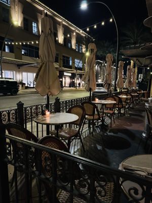 Zinc Bistro by null