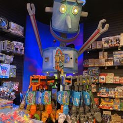 G Willikers Toy Emporium