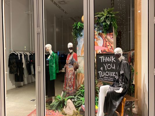 alice + olivia by null
