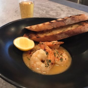Ramsay's Kitchen - Shrimp scampi - New American Near Me - Naperville, Illinois Ramsay's Kitchen - Shrimp scampi - New American Near Me - Naperville, Illinois